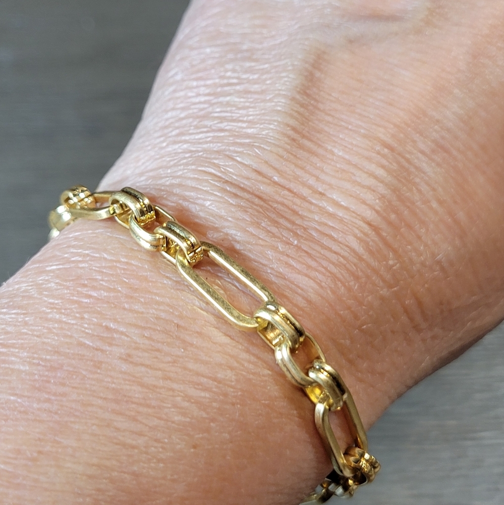 Zara Gold Tone Chunky Chain Bracelet Adjustable From 6.75" to 8" Long